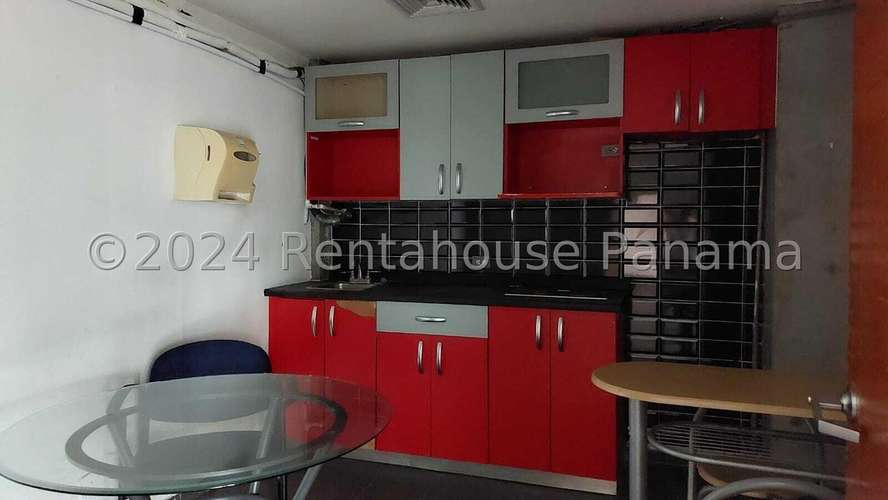 J1796GRR Alquiler de Oficina Comercial en Los Angeles 
