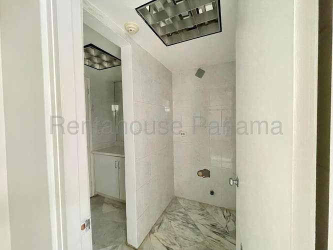 Vendo Edificio en Transistmica LC27-3239