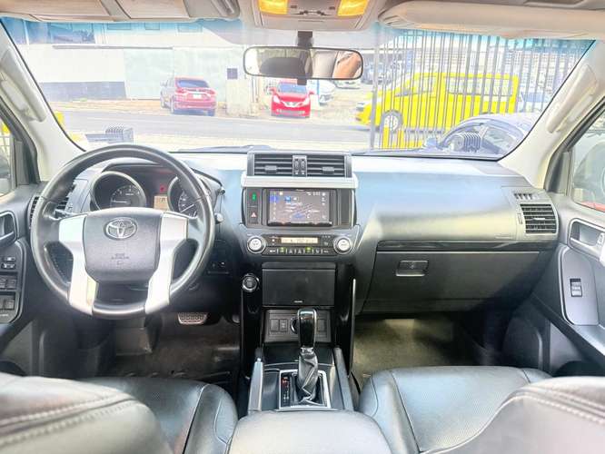 Toyota Land Cruiser Prado 2015 TXL - Imagen 11