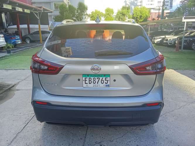 Nissan Qashqai 2021 Impecable - Imagen 4