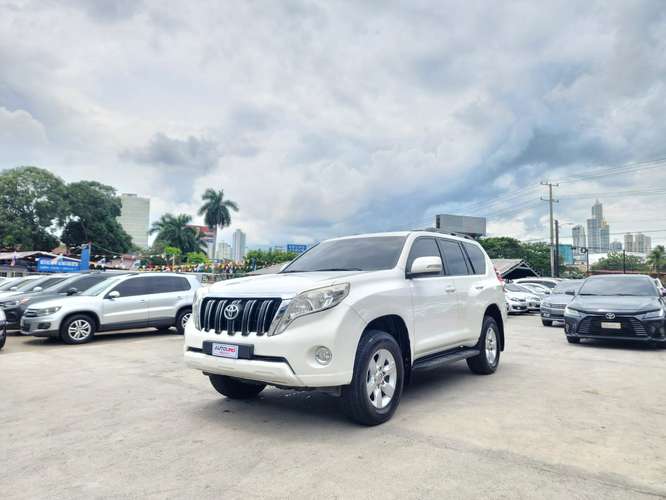 Toyota Land Cruiser Prado TXL 2014