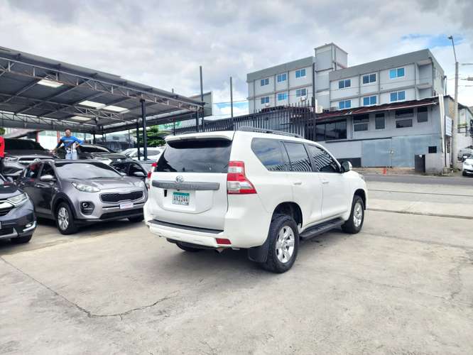 Toyota Land Cruiser Prado TXL 2014 - Imagen 4
