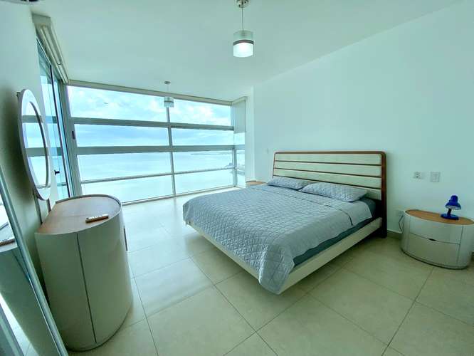 Alquiler de apartamento en avenida Balboa con vista al mar  - Imagen 8