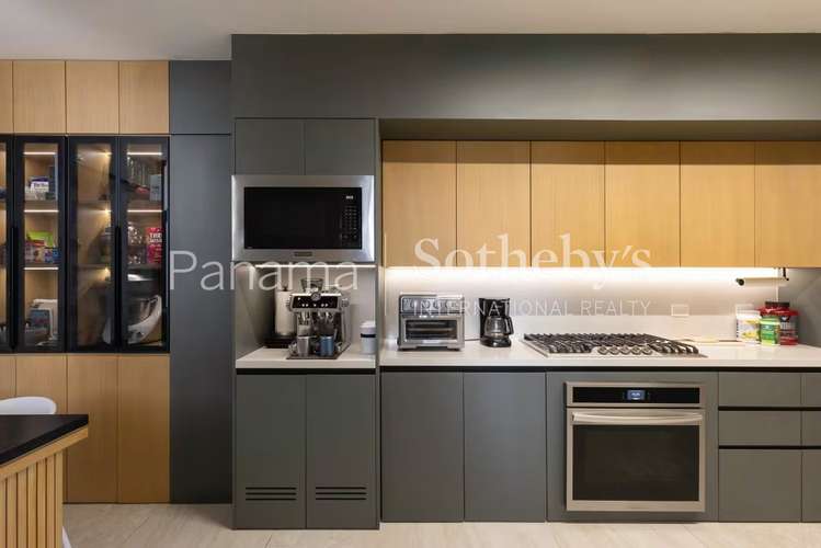 Alquiler Apartamento | Remodelado y Amoblado | PH Parque del Mar, Costa del Este