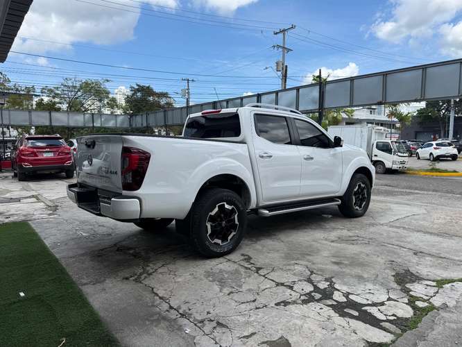 HERMOSA NISSAN FRONTIER LE FULL EXTRA 2024