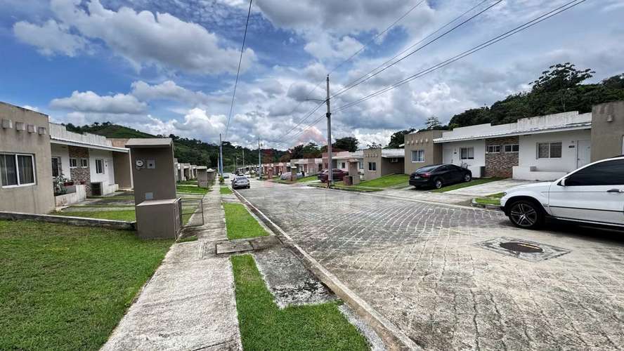 Casa de 3 recámaras en Ciudad Atena, Villa Grecia, Panamá Norte. ¡Tu nuevo hogar por $90,000! - Imagen 15