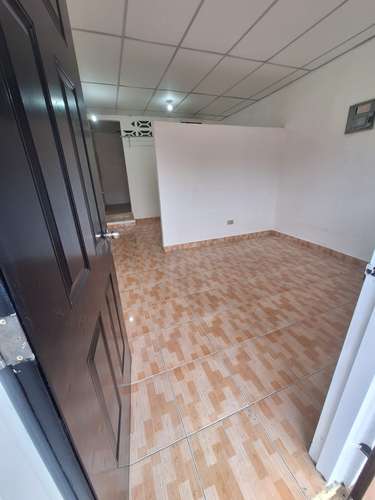 ALQUILO APTO ESTUDIO CERCA DE LA ESTACION DEL METRO PEDREGAL - Imagen 2