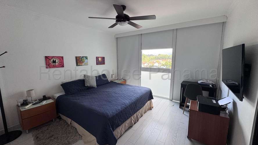 Apartamento en Venta en Albrook. PINE HILLS | 2 Parkings y Depósito