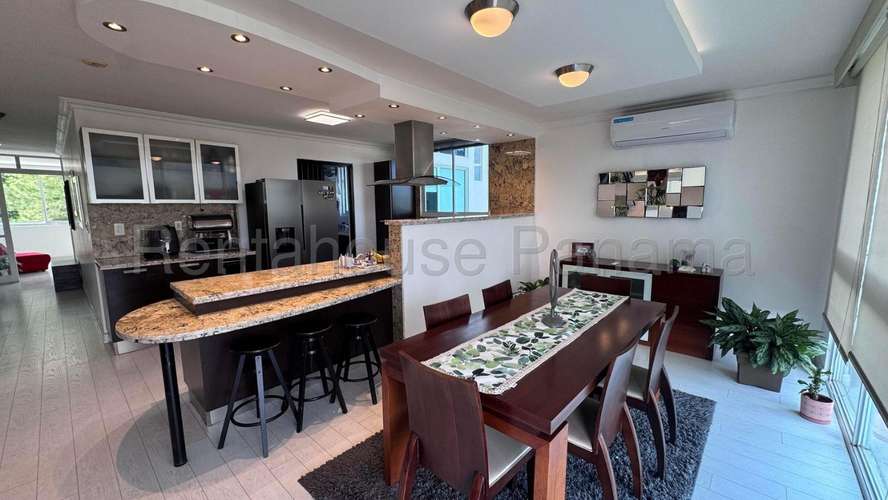 Apartamento en Venta en Albrook. PINE HILLS | 2 Parkings y Depósito