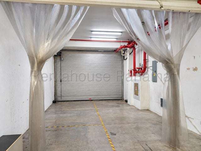 ALQUILER DE BODEGA EN PARQUE LEFEVRE  - Imagen 8