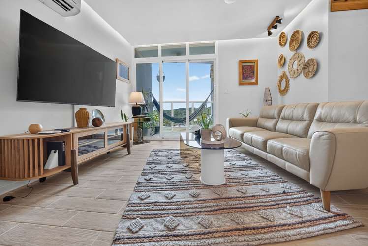 Incredible Remodeled Turnkey Apartment for Sale in El Cangrejo - Imagen 2