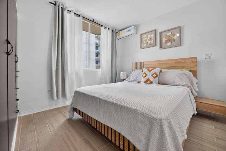 Incredible Remodeled Turnkey Apartment for Sale in El Cangrejo - Imagen 15