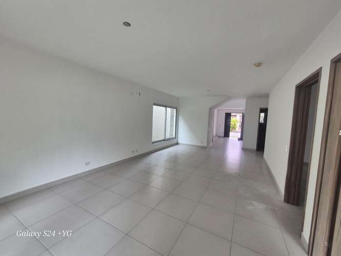 VENTA DE CASA EN  ALTOS DEL PARQUE  - Imagen 6
