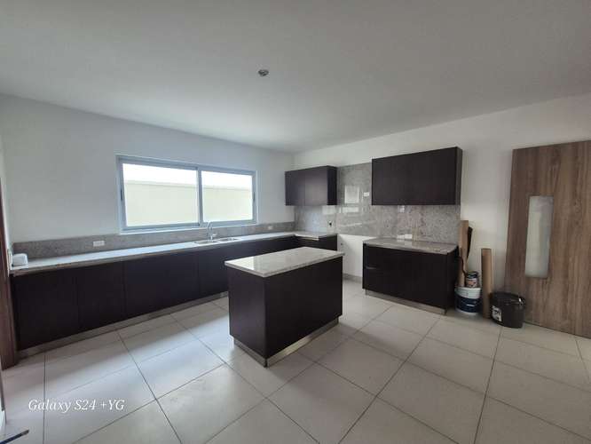 VENTA DE CASA EN  ALTOS DEL PARQUE  - Imagen 4