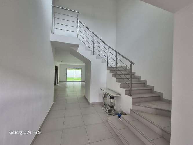 VENTA DE CASA EN  ALTOS DEL PARQUE  - Imagen 2
