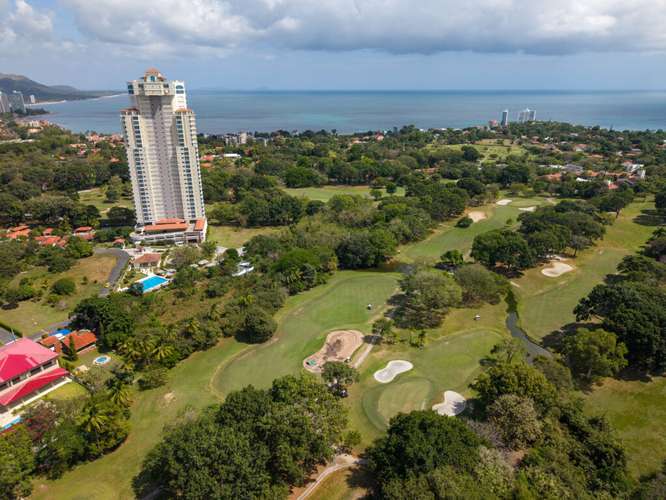 Venta de Apartamento Frente al Mar en Coronado | APRUC