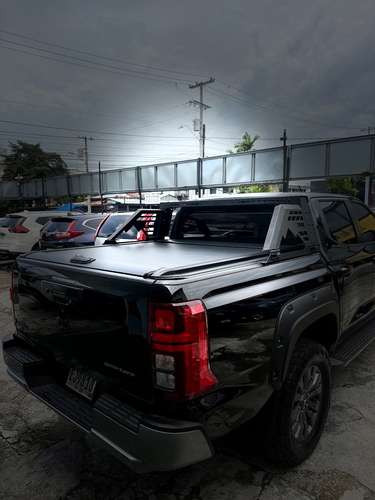 HERMOSA MITSUBISHI L200 SPORTERO FULL EXTRA 2025