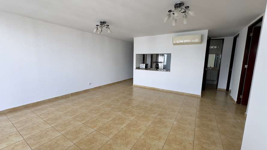 Alquiler de apartamento línea blanca en 12 de octubre  - Imagen 4