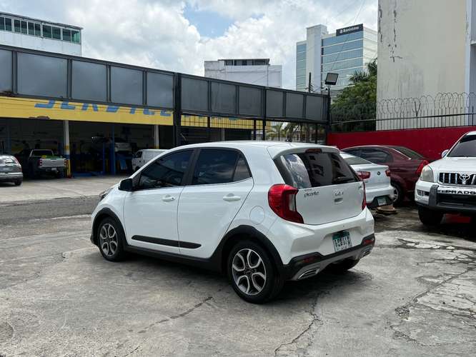 HERMOSA KIA PICANTO XLINE FULL EXTRA 2022