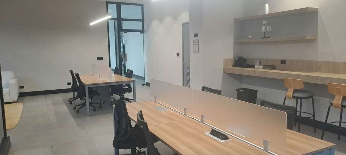 Alquiler Apartamento Amoblado en Obarrio, 180 m² 3 Rec + CBE, $1,750