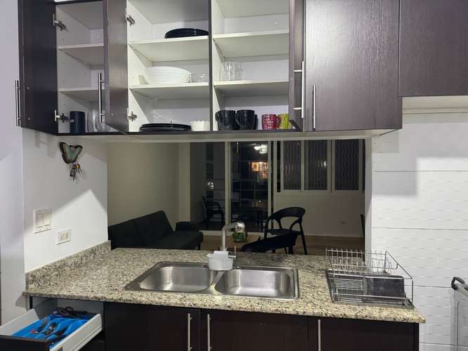 Alquilo,Apartamento amueblado de 2 dormitorios en Ph.Cosmopolitan Tower, balcón,EL METRO - Imagen 8