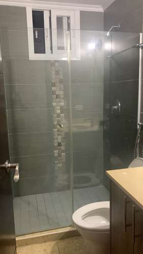Alquilo,Apartamento amueblado de 2 dormitorios en Ph.Cosmopolitan Tower, balcón,EL METRO - Imagen 3