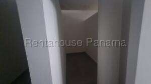 Local Comercial en Alquiler en Bella Vista 26jack8518