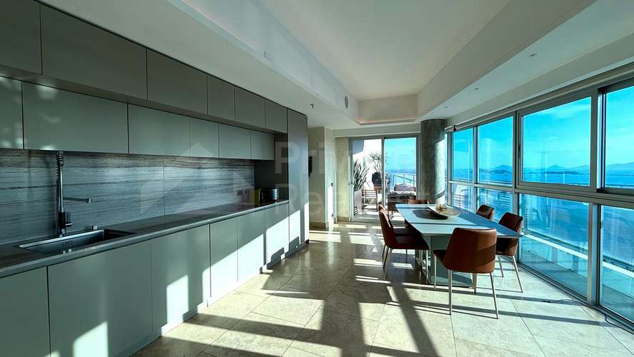Alquiler de moderno apartamento en P.H. Yacht Club, Avenida Balboa. - Imagen 11