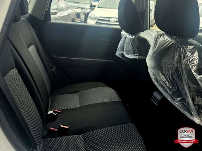 Suzuki Vitara 2023 Automática EH6868 - Imagen 10