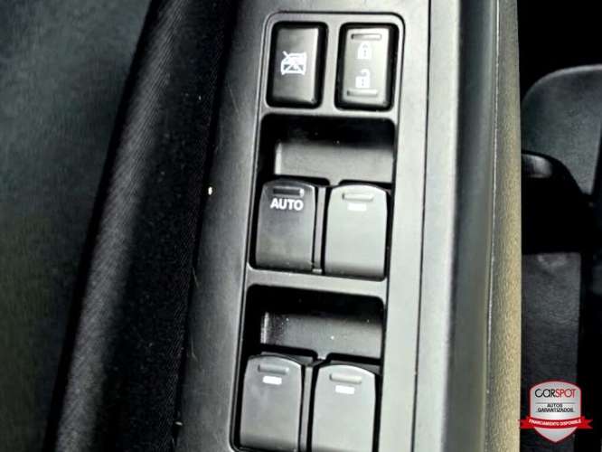 Suzuki Vitara 2023 Automática EH6868 - Imagen 12