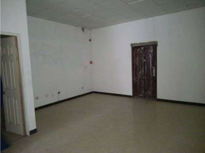 LOCAL / PUEBLO NUEVO / PH POLI / 150 M2 / PLANTA ALTA / VACIO