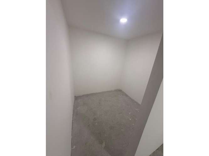 SE ALQUILA LOCAL COMERCIAL CASCO ANTIGUO 50M 2 NIVELES REMODELADO