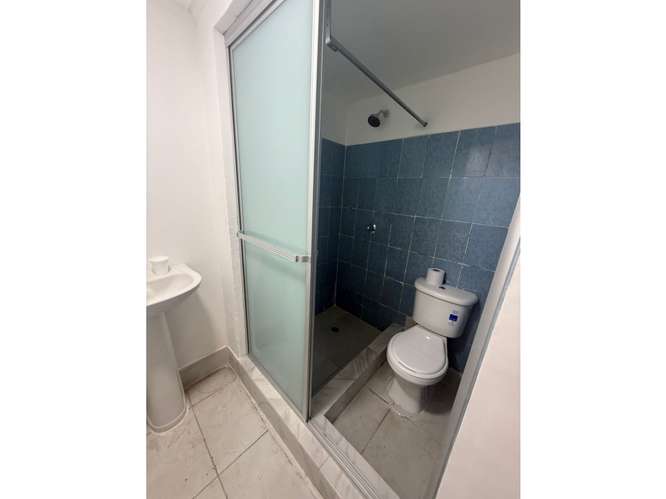 LOCAL COMERCIAL / CASCO ANTIGUO / 50M / 2 NIVELES / REMODELADO