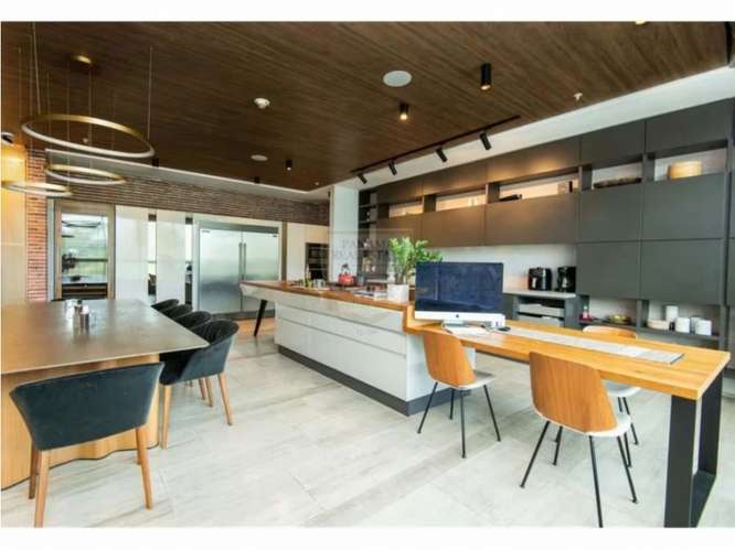 OPORTUNIDAD! REMODELADO - 583 MTS - 4 HABITACIONES - $1,700,000 DL - Imagen 1