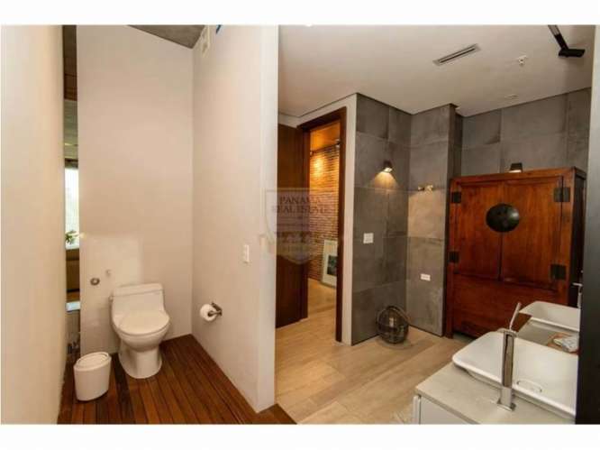 OPORTUNIDAD! REMODELADO - 583 MTS - 4 HABITACIONES - $1,700,000 DL - Imagen 14
