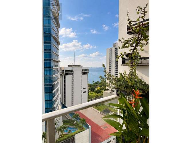 VENTA DE APARTAMENTO A PASOS DE AV BALBOA, BELLA VISTA (MC) - Imagen 7