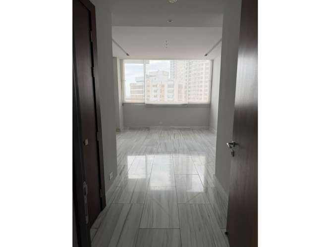 Espectacular Apartamento de 329 m² en The Towers LINEA Blanca - Imagen 9