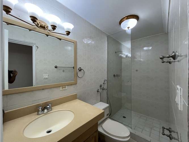 Apartamento en Calle Uruguay, a pasos de Av. Balboa | $265,000 - Imagen 16