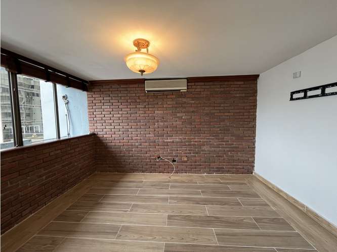 Apartamento en Calle Uruguay, a pasos de Av. Balboa | $265,000 - Imagen 7