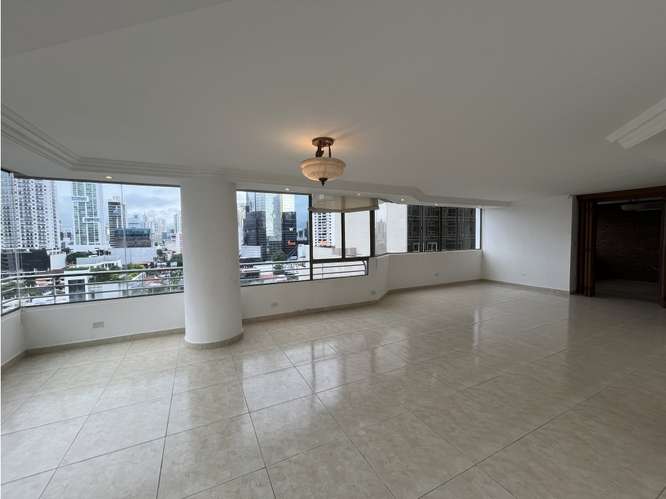 Apartamento en Calle Uruguay, a pasos de Av. Balboa | $265,000 - Imagen 4