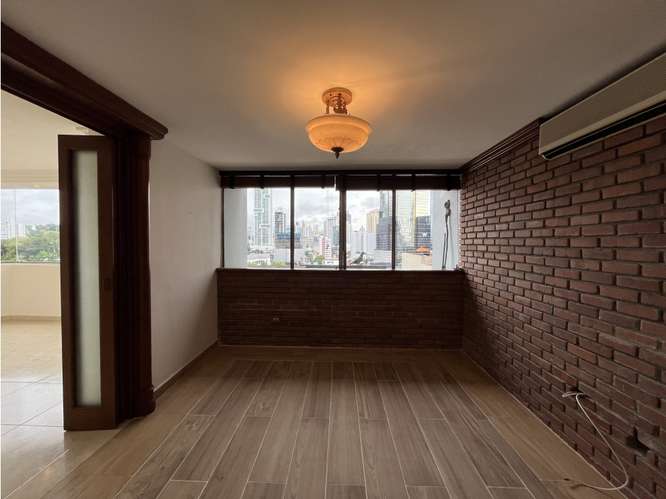 Apartamento en Calle Uruguay, a pasos de Av. Balboa | $265,000 - Imagen 8