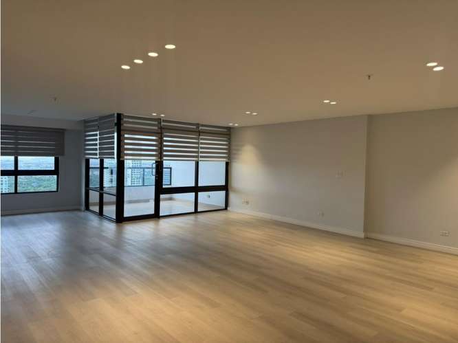 Se alquila apartamento en Costa del Este, Ph Parque del Mar II