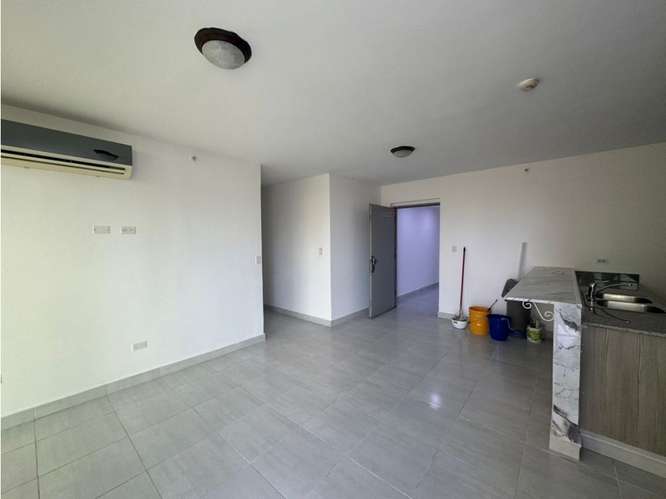 Alquiler de apartamento en  Ph Metropolitan Park, Carrasquilla - Imagen 4