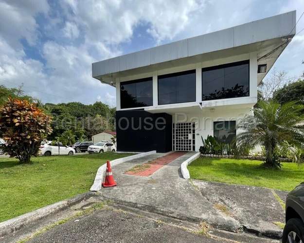 Alquiler de Casa Comercial en Clayton CCO