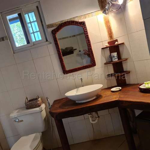 Venta de Casa Dúplex de Playa Amoblada Frente al Mar en Saboga Casa de Playa 1559.55 m², 27GP1928