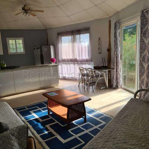 Venta de Casa Dúplex de Playa Amoblada Frente al Mar en Saboga Casa de Playa 1559.55 m², 27GP1928