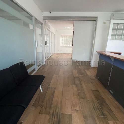 Alquiler de Casa Comercial en Clayton KF