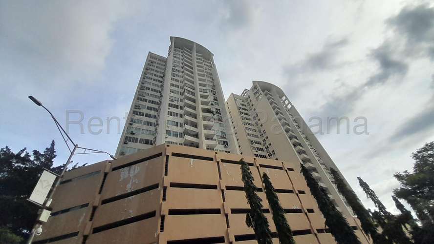 Alquiler de Apartamento en Edison Park Ph Majestic Gardens KF