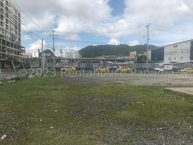 Venta de Terreno en Avenida Balboa 27-1415 MMM