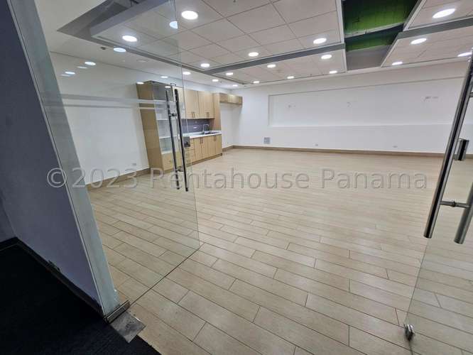Venta de Oficina en Costa del Este 27-1515 MMM